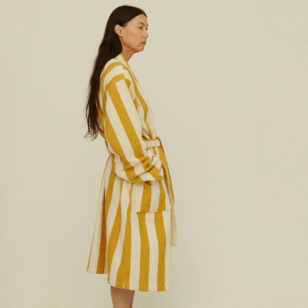 Mustard Robe: S/M