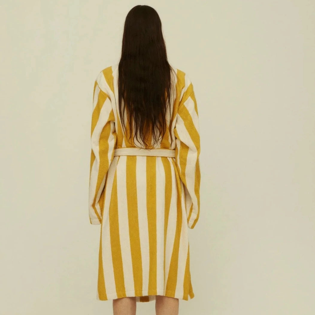 Mustard Robe: S/M